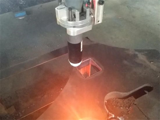 Топ чанарын өндөр нарийвчлалтай халуун борлуулалт CNC лазер тайрах машин