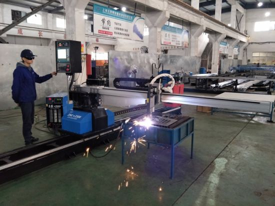 CNC зөөврийн плазмын дөл хоолойн зүсэх машин үйлдвэрийн үнийг хятадаас авах боломжтой